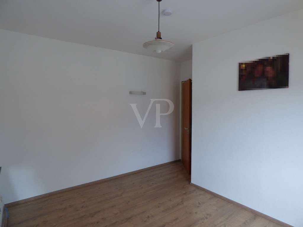 Immobilie in Kinding - Preisreduzierung:
Wohnraum satt!
Einfamilienhaus, Dachgeschosswohnung, angeschlossener Gasthof mit - Bild 4