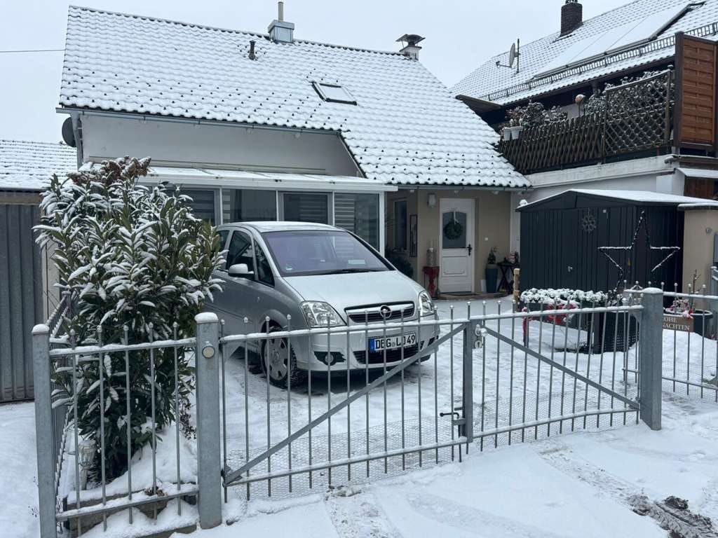 Immobilie in Winzer - Markt Winzer: Mod. Einfamilienhaus m. beheiztem Wintergarten u. kleinem Grundstück in ruhiger Lage! - Bild 4
