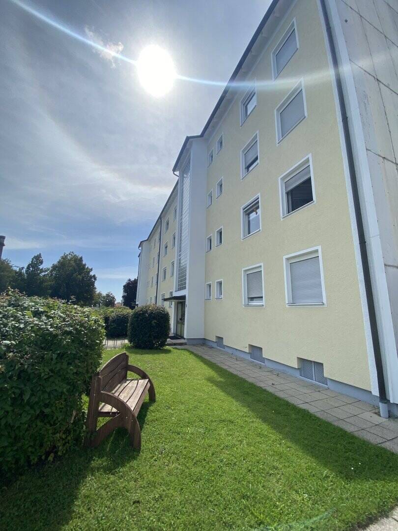Immobilie in Burgkirchen an der Alz - Kapitalanlage: Vermietete 4-Zimmer-Wohnung in Burgkirchen! - Bild 2