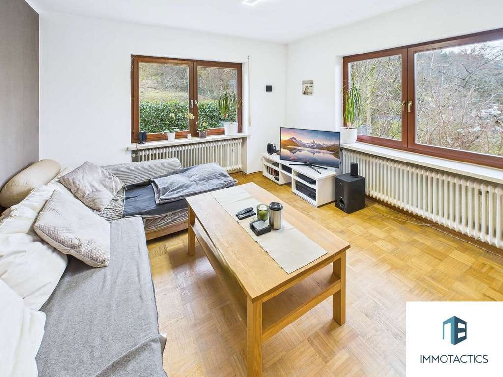 Immobilie in Guldental - Einfamilienhaus mit umlaufendem Balkon und zwei großen Maxi-Garagen und Weitblick in Guldental - Bild 3