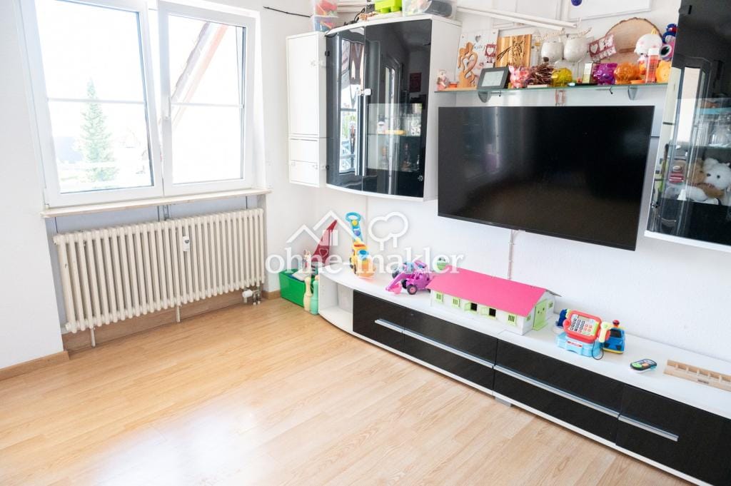 Immobilie in Holzgerlingen - Dachgeschosswohnung in Holzgerlingen - Bild 2
