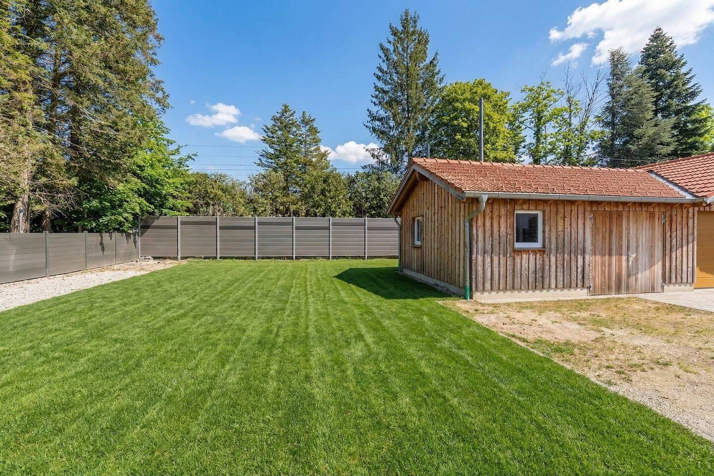 Immobilie in Grünwald - Freistehendes Einfamilienhaus in zentraler Lage - Bild 2