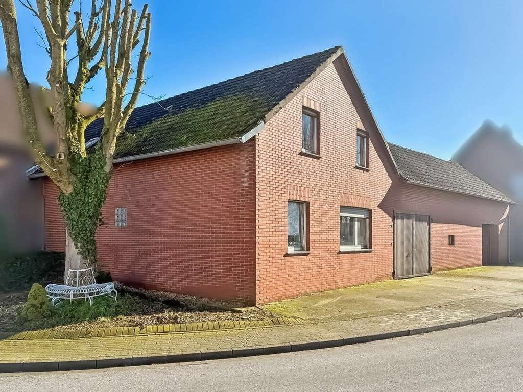 Immobilie in Waldfeucht - Waldfeucht - Haus mit Herz sucht Handwerker aus Leidenschaft - Bild 1