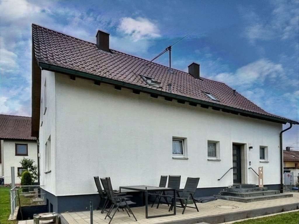 Immobilie in Niederstotzingen - Ihr Traum vom großzügigen Familienparadies - Bild 0