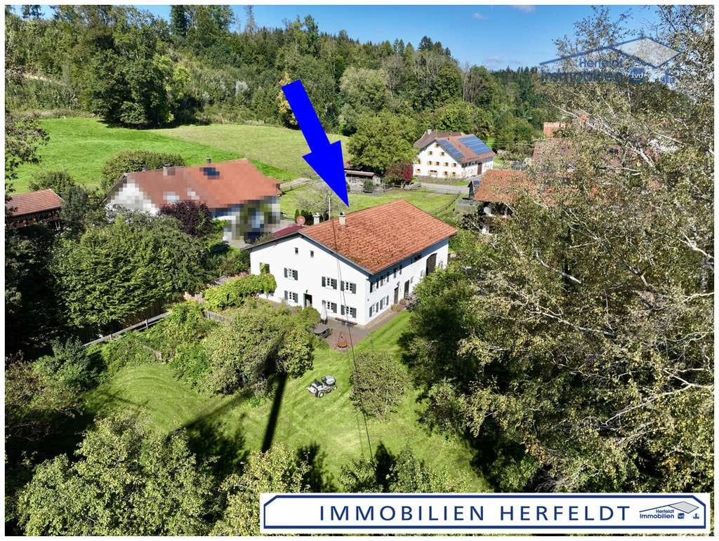 Immobilie in Unterdießen - Tradition trifft Zukunft: Denkmalgeschütztes Bauernhaus mit Baugrundstück – sofort bezugsfrei - Bild 0