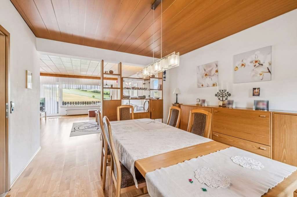 Immobilie in Neunkirchen am Potzberg - Idyllisches Einfamilienhaus mit erholsamen Fernblick - Bild 3