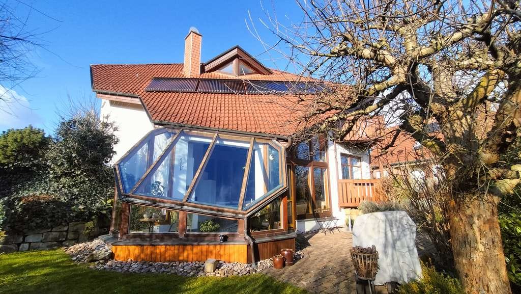 Immobilie in Bad Nenndorf - Architektenhaus mit Wintergarten, Sauna & Südterrasse – Ihr neues Zuhause! - Bild 4