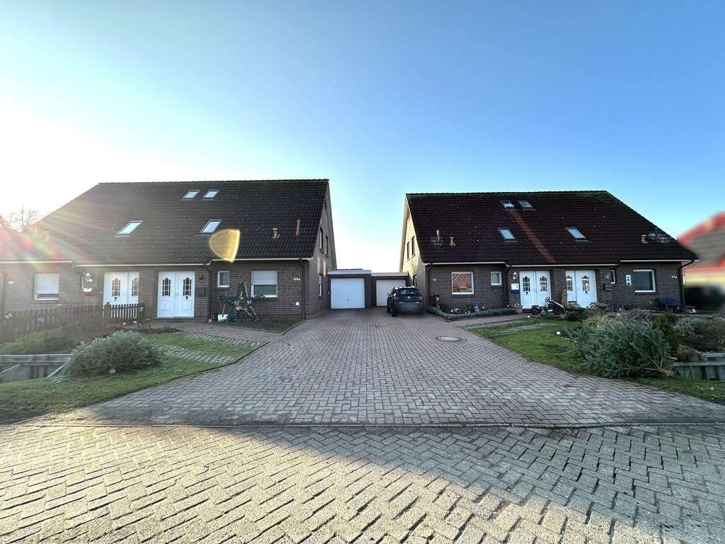 Immobilie in Hesel - Vermietetes Doppelhaus mit Weitblick! - Bild 1