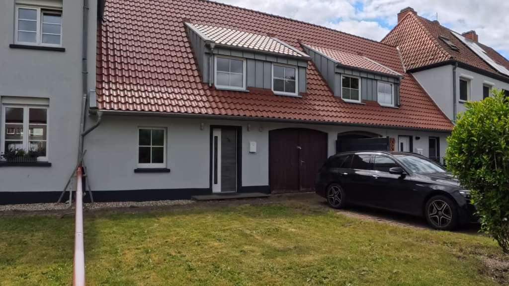 Immobilie in Weeze - Exklusives Investment mit Ferienwohnung & vermietetem Reihenhaus in Weeze - Bild 2