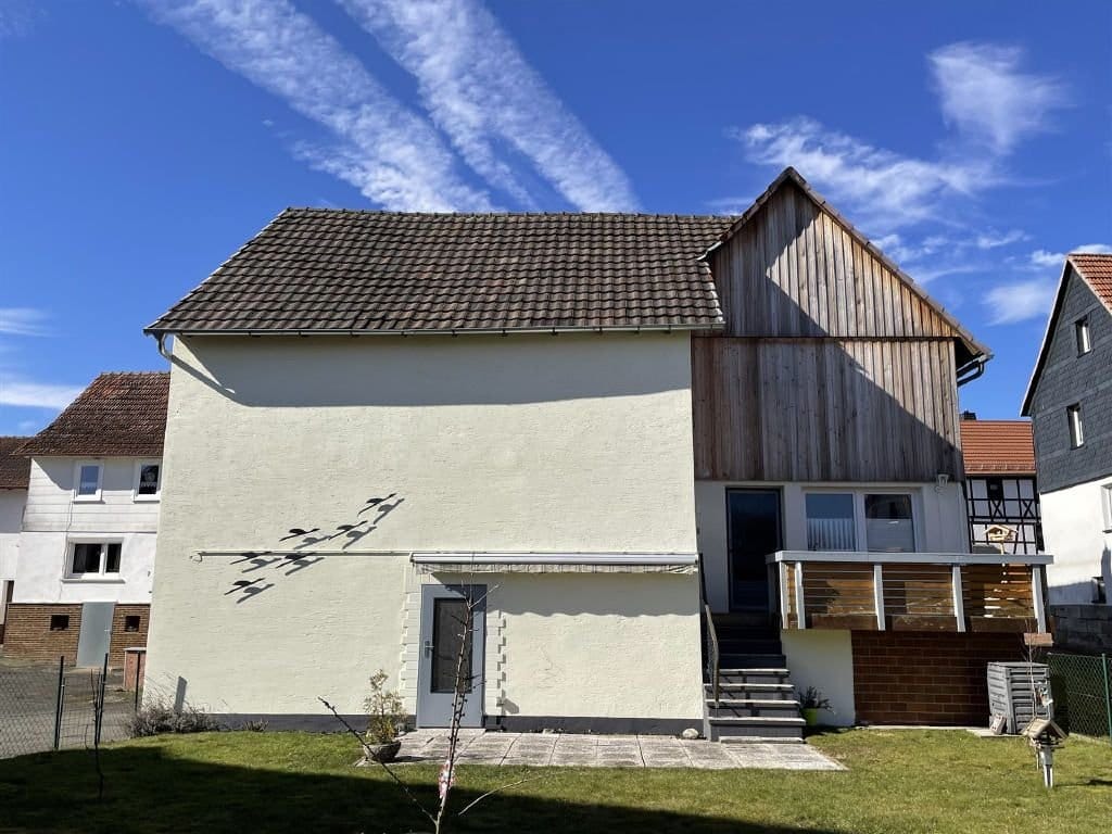 Immobilie in Frankenberg - saniertes Einfamilienwohnhaus in Frankenberg - Haubern - Bild 1