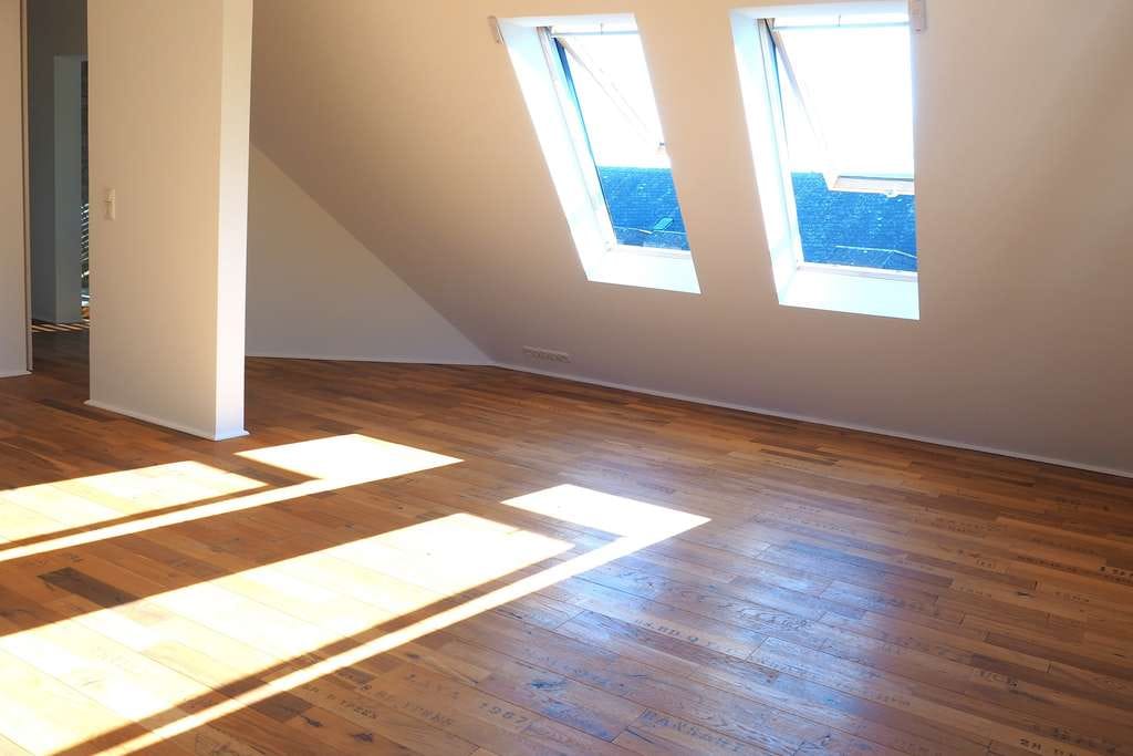 Immobilie in Geisenheim - Schöne Dachgeschosswohnung im Zentrum von Geisenheim (ohne Balkon)  - Bild 1