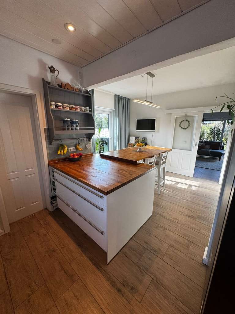 Immobilie in Stockelsdorf - Liebevoll saniertes Einfamilienhaus auch als Zweifamilienhaus nutzbar - Bild 5