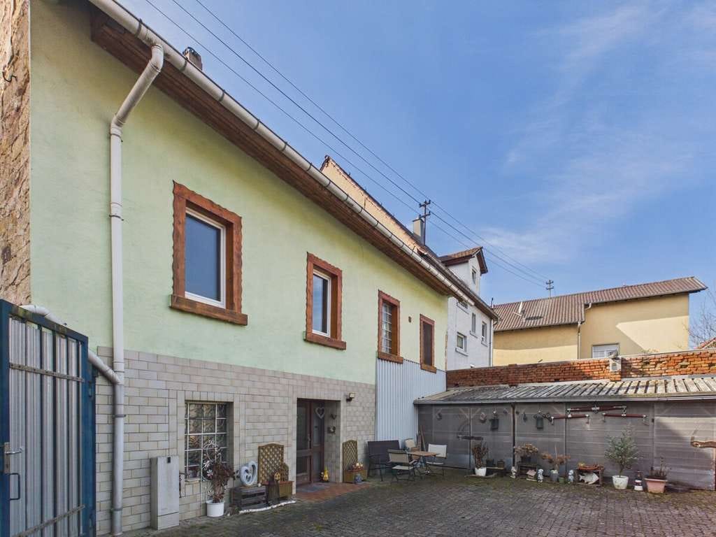 Immobilie in Oberderdingen - Einfamilienhaus mit großem Garten I Oberderdingen-Flehingen - Bild 1
