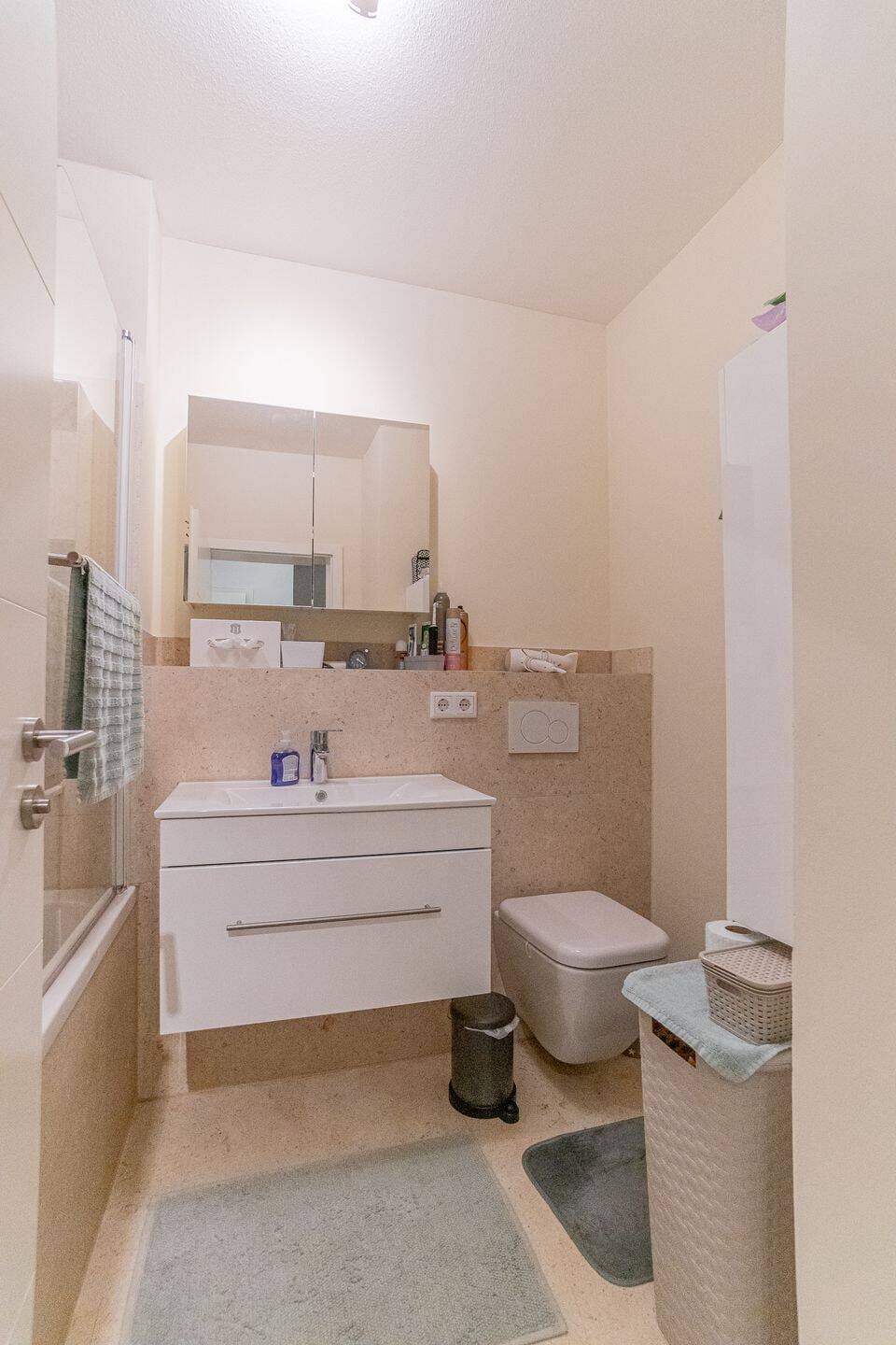 Immobilie in Babensham - Sehr schöne 2 Zimmerwohnung mit Balkon und Einbauküche - Bild 2