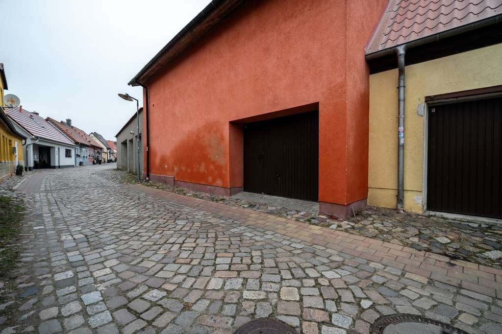 Immobilie in Altentreptow - Stadthaus mit viel Platz und Potenzial – ideal für Wohnen und Arbeiten unter einem Dach! - Bild 1