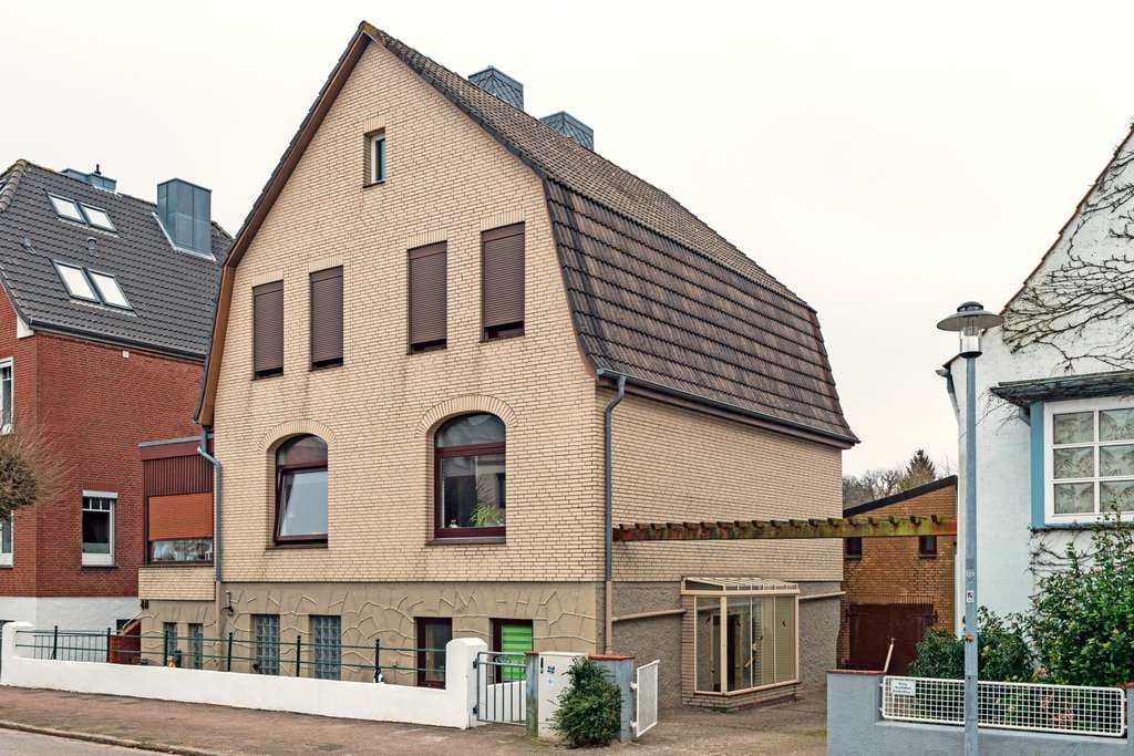 Immobilie in Laboe - Laboe, Top Lage,  Mehrfamilienhaus in 2. Reihe zum Strand,  Mehrgenerationenhaus oder NEUBAU möglich - Bild 4