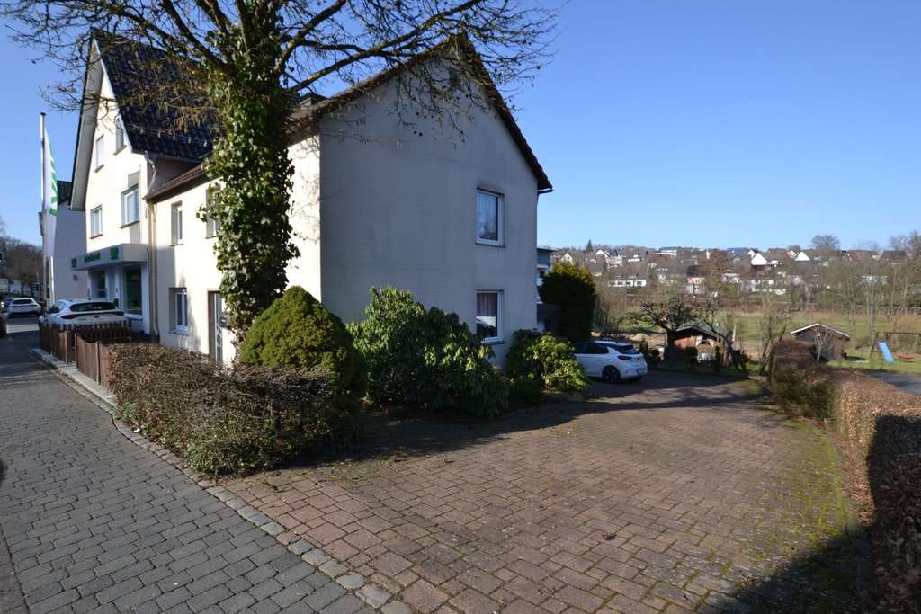 Immobilie in Wenden - Altbau als Chance - Bild 1