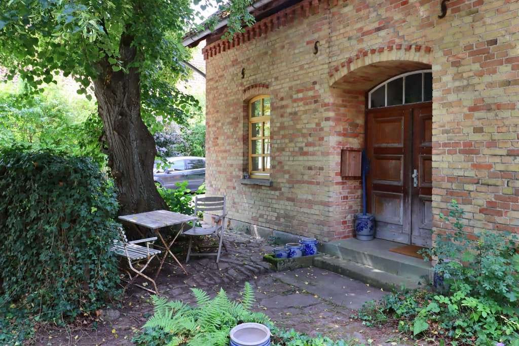 Immobilie in Bad Münder am Deister - Historisches Einfamilienhaus in dörflicher Hofanlage - Bild 1