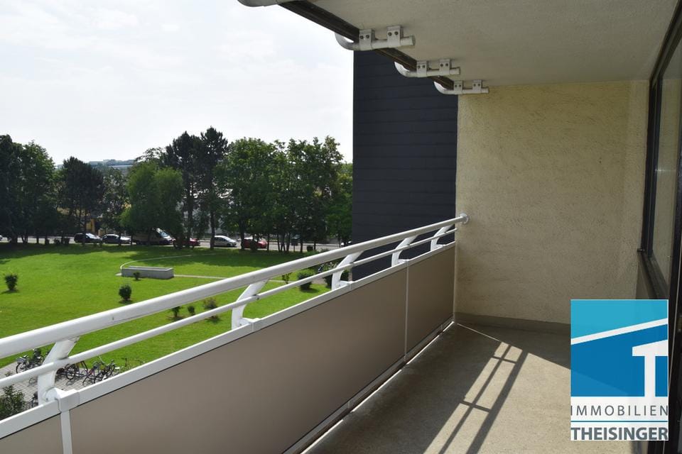 Immobilie in Ingolstadt - Zentral gelegenes APARTMENT in INGOLSTADT, Waldeysenstraße 17 - Bild 0
