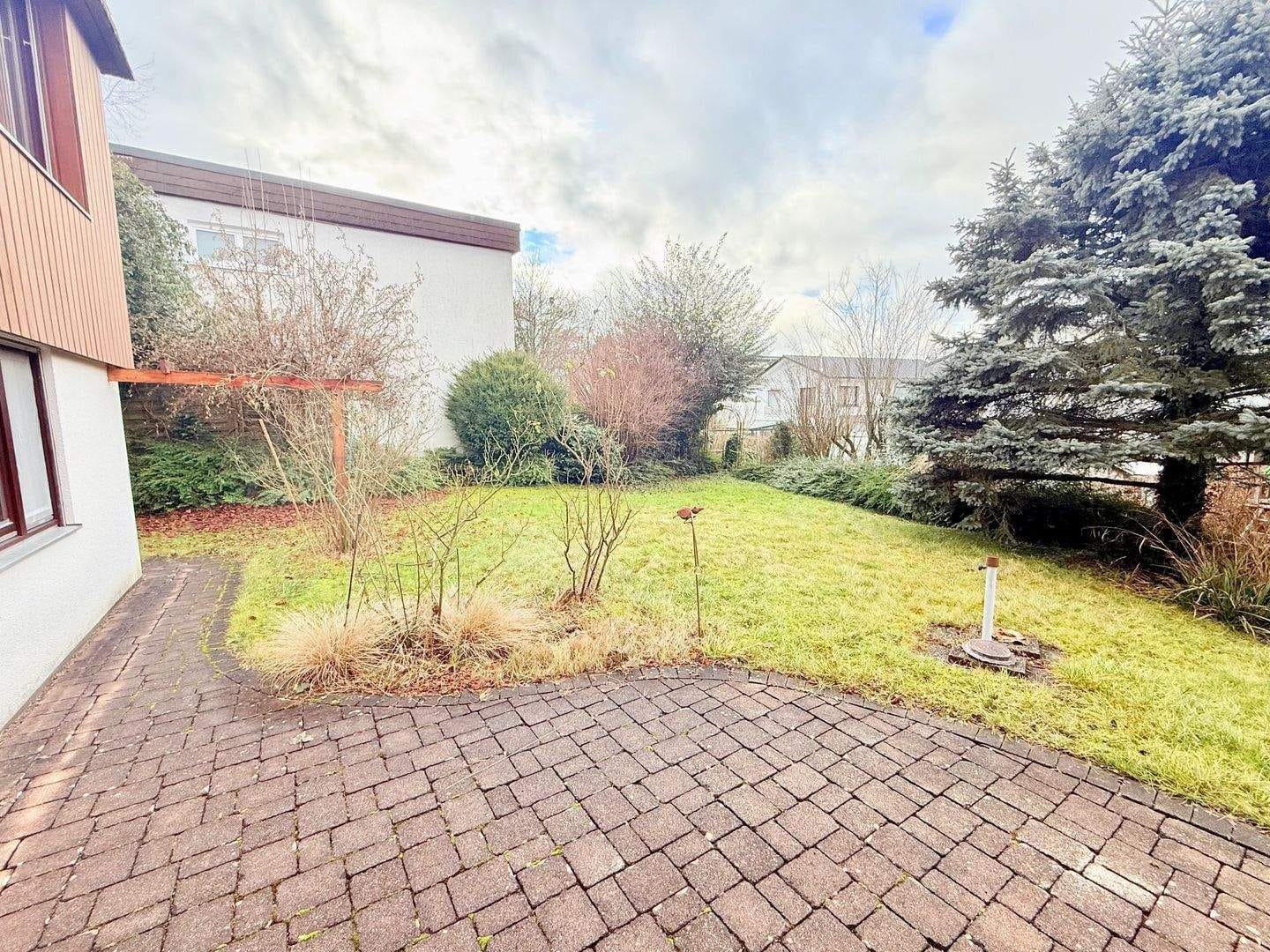 Immobilie in Oberteuringen - Einfamilienhaus mit 2025 sanierter Einliegerwohnung Oberteuringen - Bild 4