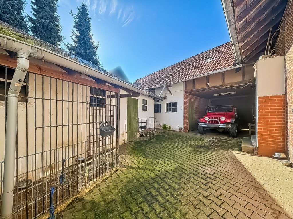 Immobilie in Waldfeucht - Waldfeucht - Haus mit Herz sucht Handwerker aus Leidenschaft - Bild 3