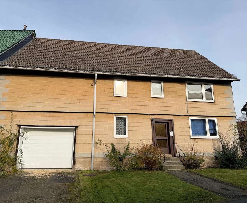 Immobilie in Staufenberg - !PROVISIONSFREI! Einfamilienhaus in Staufenberg-Landwehrhagen (6 Zi) – wohnlich & gepflegt in der Do - Bild 0