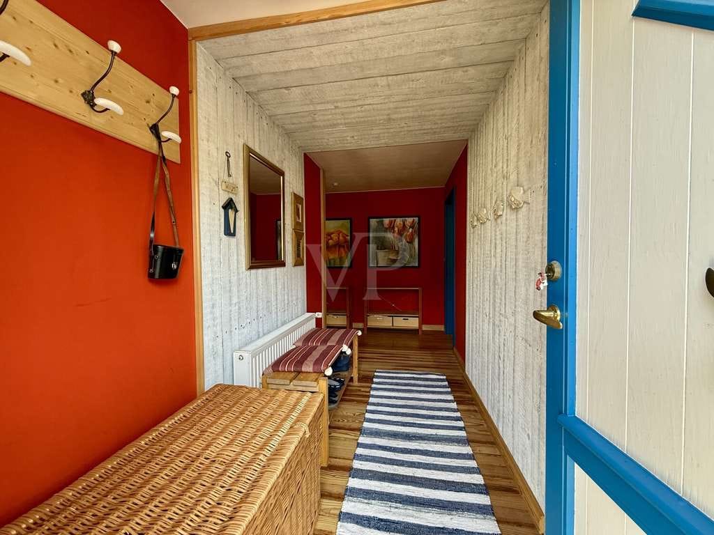 Immobilie in Stuer - in Seenähe, naturnaher Umgebung: großzügiges, saniertes und sehr gepflegtes Ferienhaus auf Eigentum - Bild 2