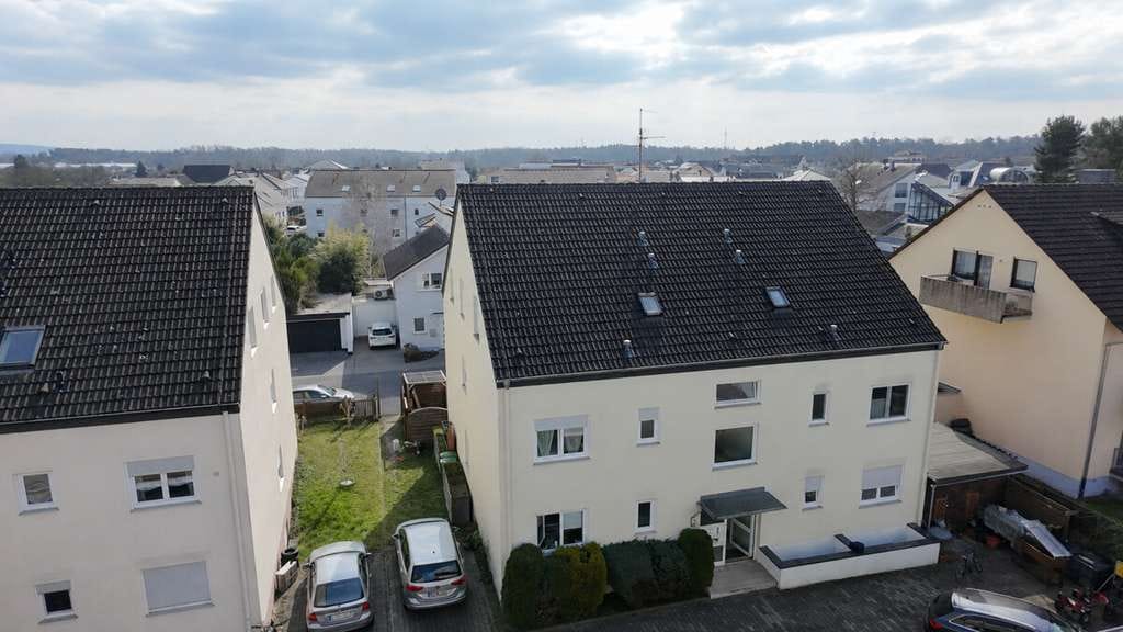 Immobilie in Hainburg - Solide Kapitalanlage: Vollvermietetes Mehrfamilienhaus mit 6 Einheiten und 7 Stellplätze in Hainburg - Bild 0
