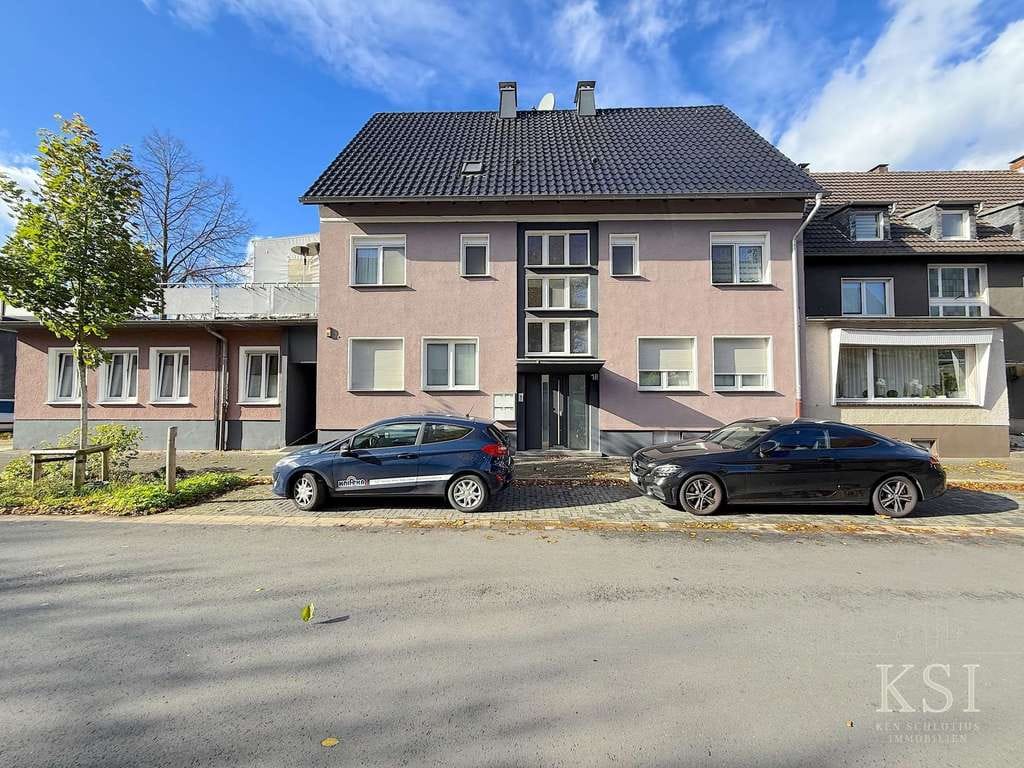 Immobilie in Herten - Großzügiges Dreifamilienhaus mit Erbpacht in Herten - ideal für Eigennutzer mit Vermietungsoption! - Bild 2