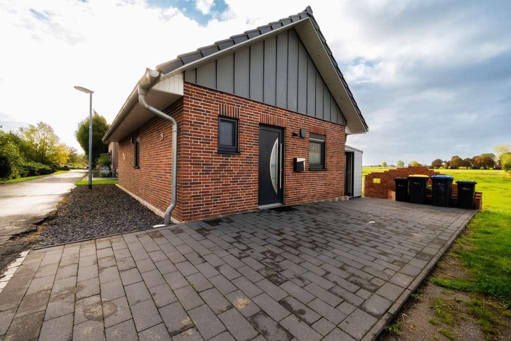 Immobilie in Wirdum - Investition mit Ausblick – Ferienhaus in Wirdum, etabliert in der Ferienvermietung - Bild 1