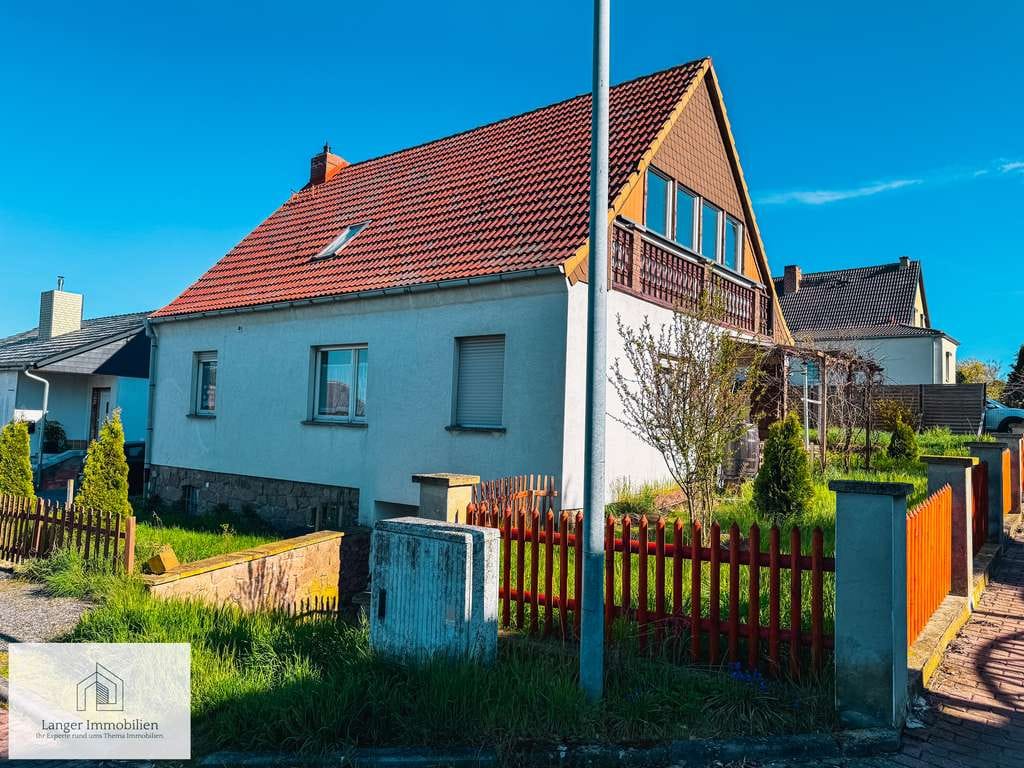 Immobilie in Schraplau - Familienfreundliches Einfamilienhaus in ruhiger Lage - Bild 3