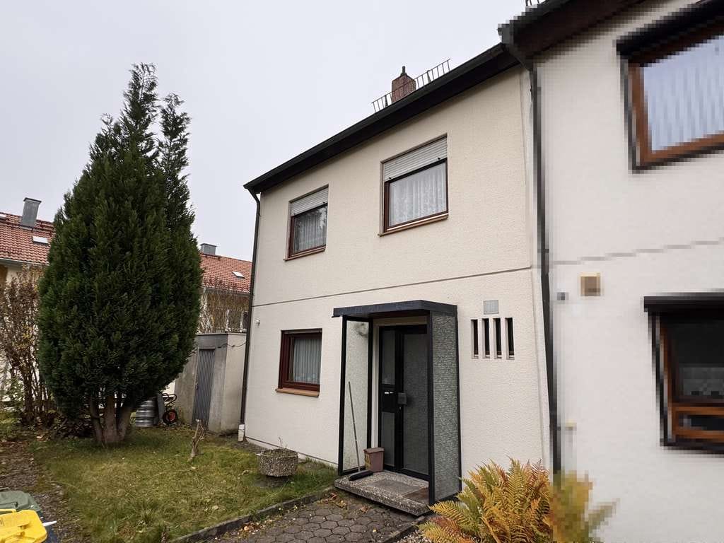 Immobilie in Marktredwitz - Doppelhaushälfte - Eigenes Heim mit Garten - Bild 0