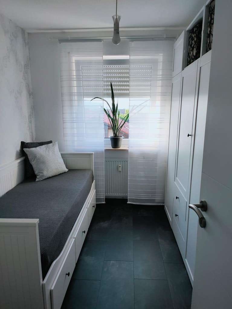Immobilie in Süßen - Freundliche 4-Zimmer-Wohnung mit Balkon in familienfreundlicher Lage - Bild 3