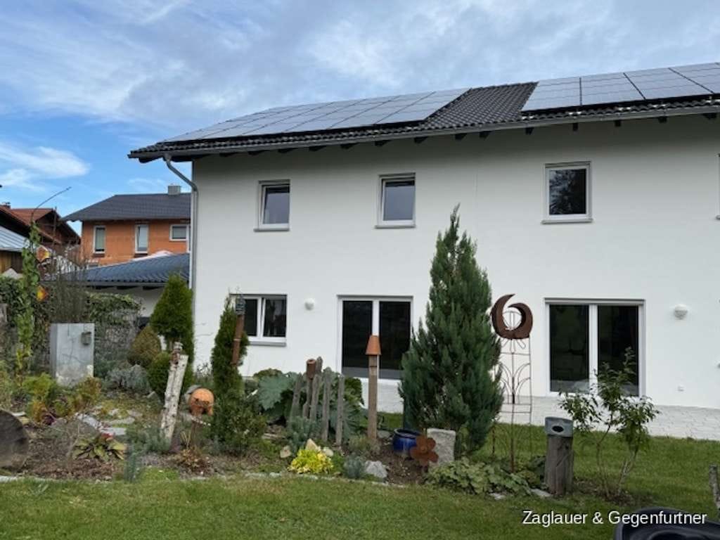 Immobilie in Schöfweg - Dörflich - natürlich - Neubau - Doppelhaushälfte - Kfw 55 Energiesparhaus mit Doppelgarage in Schöfw - Bild 0