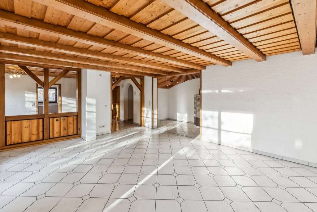 Immobilie in Rot an der Rot - Raumwunder! Die perfekte Alternative zum Einfamilienhaus in ruhiger Lage von Ellwangen - Bild 0