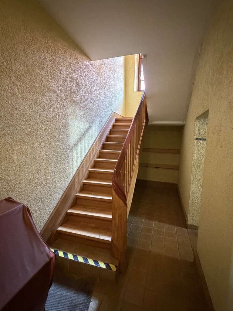 Immobilie in Schweigen-Rechtenbach - Ehemaliges Schulhaus mit Innenhof und Nebengebäuden-klassizistischer Baustil mit Denkmalschutz - Bild 4