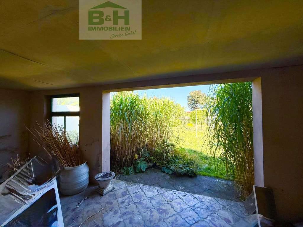 Immobilie in Zörbig - Überschaubares Stadthaus mit großem Innenhof und Garten im Herzen von Zörbig - Bild 0
