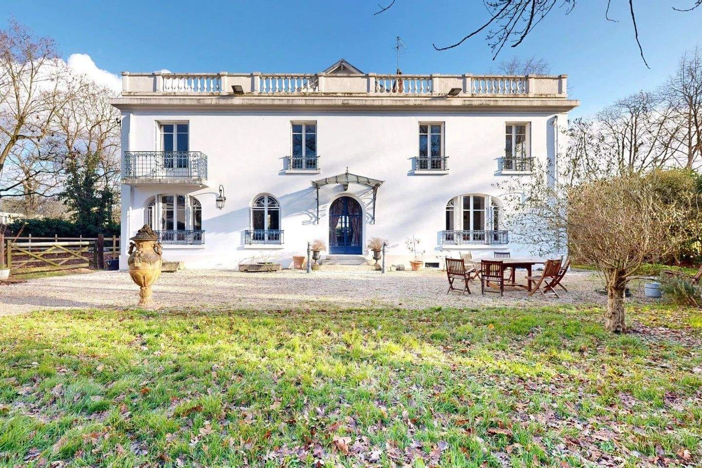 Immobilie in Kolbingen - VILLA/HOUSE in MAISONS LAFFITTE - Bild 1