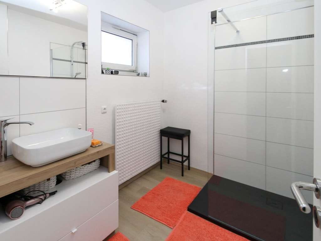 Immobilie in Haunetal - Großzügiges Landanwesen in Haunetal-Wehrda – ideal für Tierhaltung und individuelle Konzepte - Bild 4