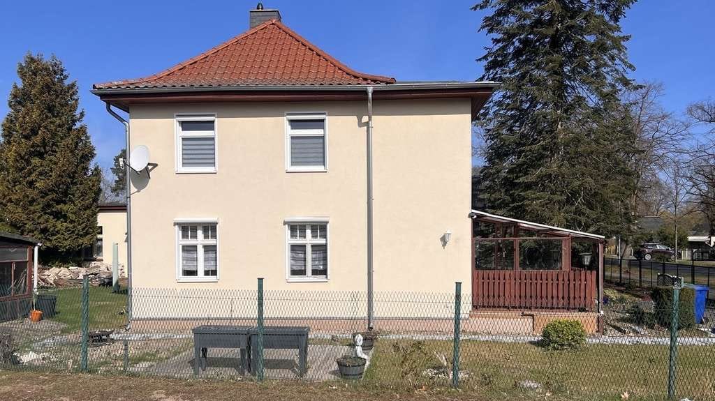 Immobilie in Schulzendorf - Familienhaus mit Entwicklungspotential - Bild 3