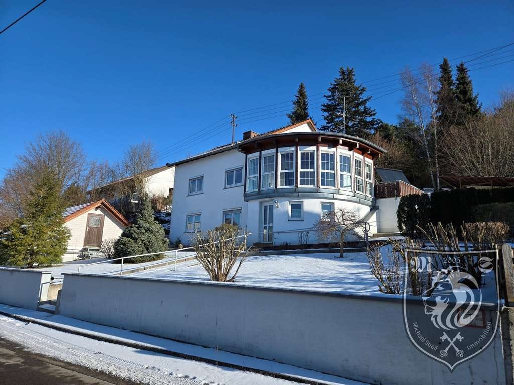 Immobilie in Dischingen - Charmantes Einfamilienhaus mit Panoramaweitblick in Dischingen - Bild 1