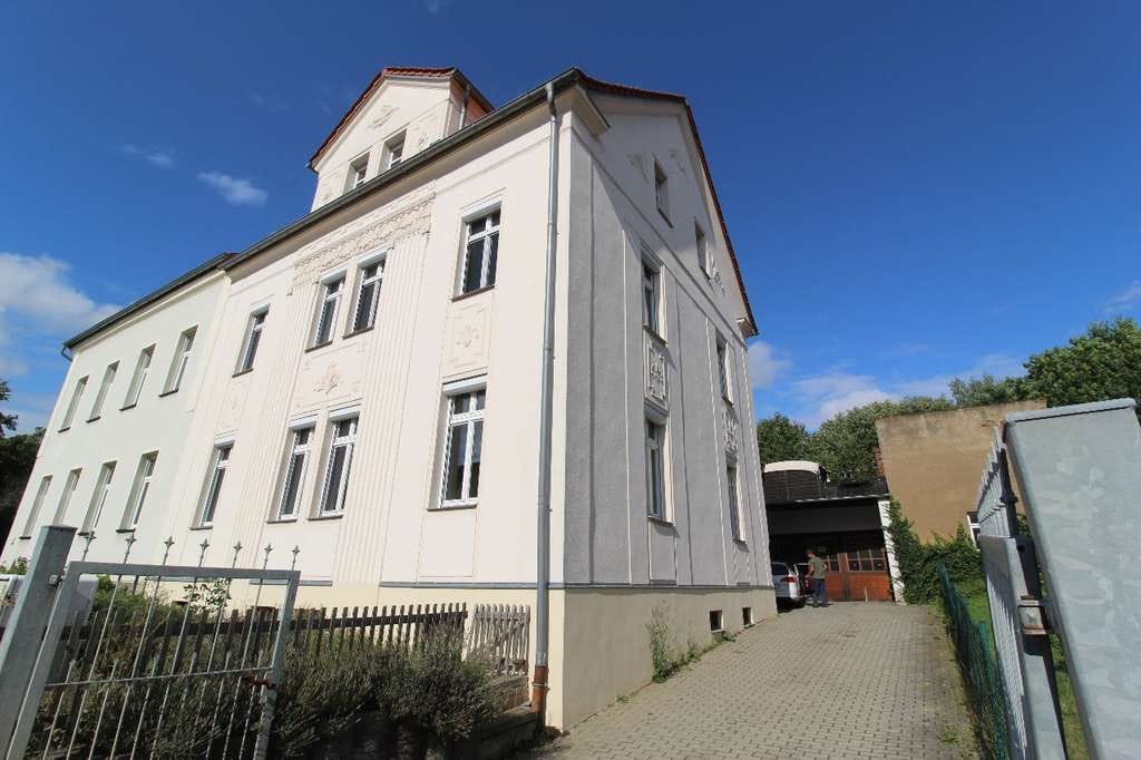 Immobilie in Gößnitz - 3 freie Wohnungen im Vorderhaus und 2 Wohnungen im Hinterhaus - Bild 0