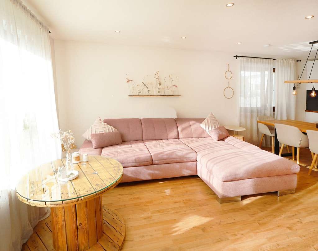 Immobilie in Böbingen an der Rems - Freistehendes Zweifamilienhaus – modernisiert & vielseitig nutzbar! - Bild 2