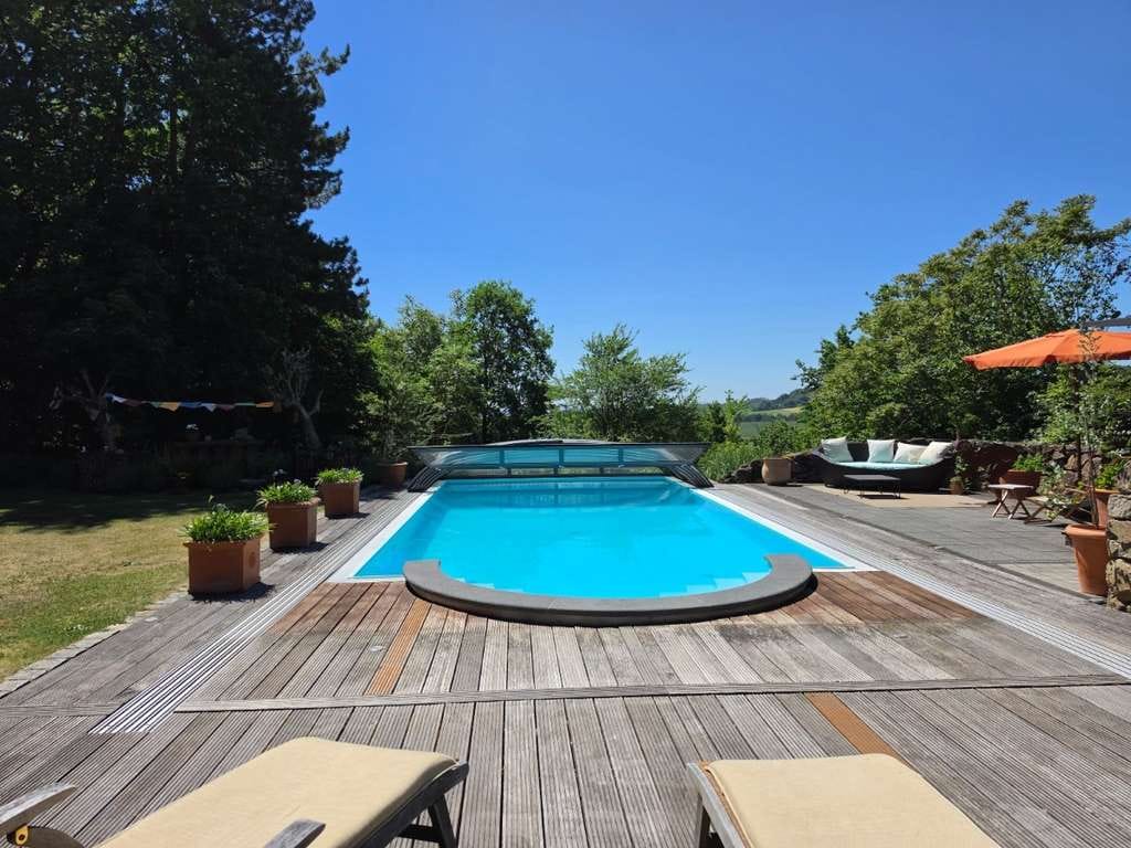 Immobilie in Rattiszell - Repräsentatives Luxusanwesen auf über 10.000 m² mit Panoramablick, Pool, Teich & Privatsphäre - Bild 1