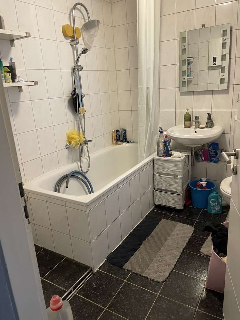 Immobilie in Frechen - Frechen- zentrale Lage -Mehrfamilienhaus mit 3 Einheiten - Bild 4