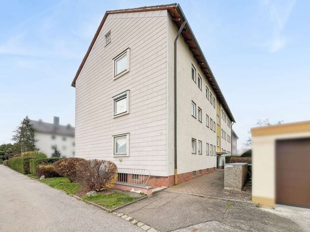 Immobilie in Weißenburg i. Bay. - Gepflegte und vermietete 3-Zimmer-Eigentumswohnung mit Stellplatz in Weißenburg - Bild 1