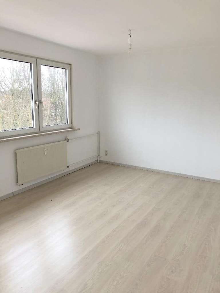 Immobilie in Chemnitz - Helle Dachgeschosswohnung mit Stellplatz in Chemnitz/Reichenbrand - Bild 4