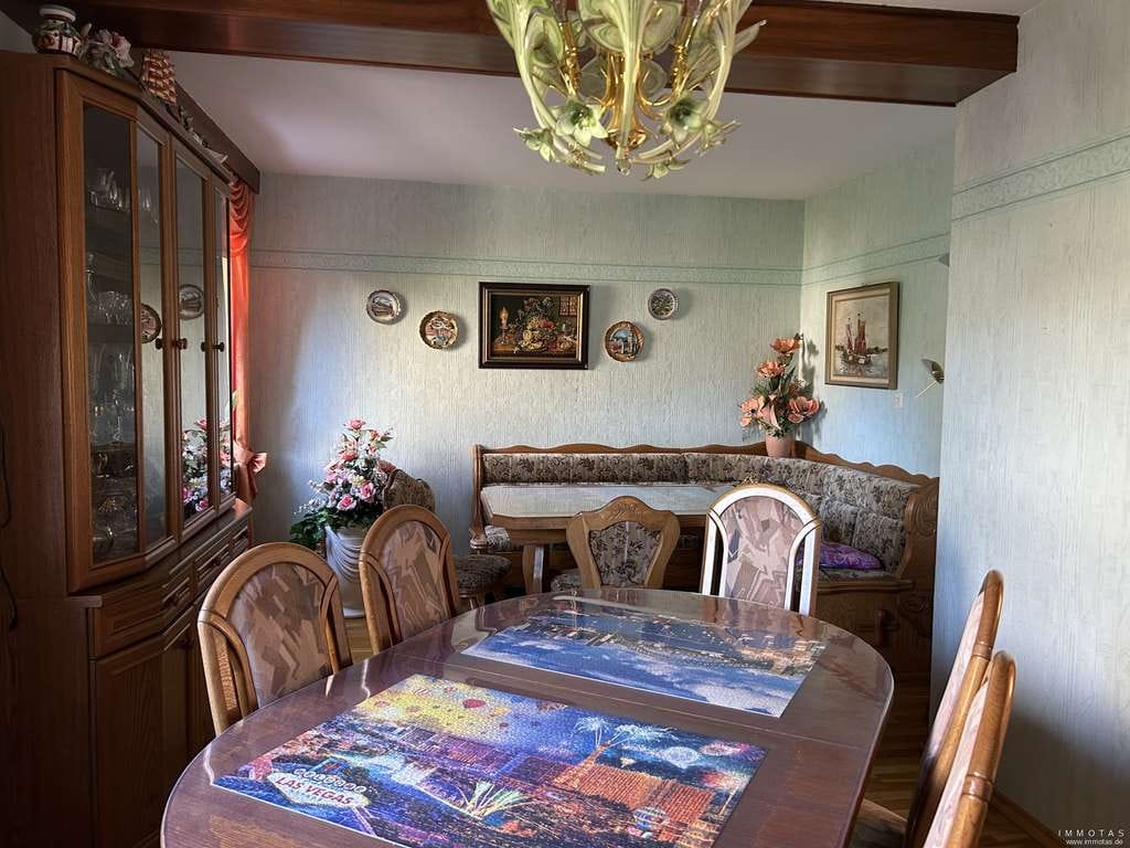 Immobilie in Cochem - Geräumige Doppelhaushälfte mit Garten und Garage - auch als Zweifamilienhaus nutzbar - Bild 2