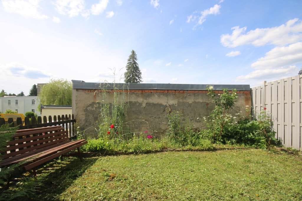 Immobilie in Zeulenroda-Triebes - Ruhig gelegenes, massiv gebautes Reihenendhaus mit Garten und Innenhof - Bild 3