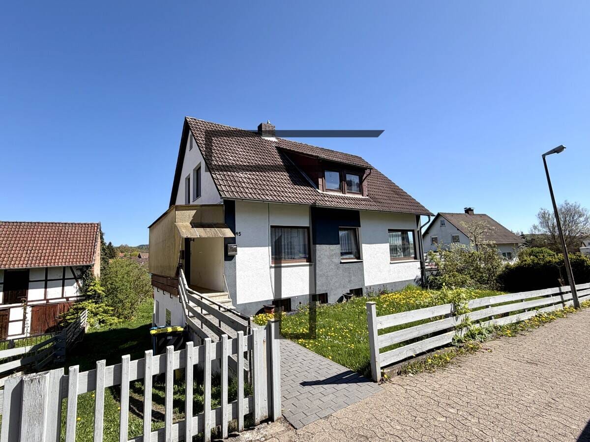 Immobilie in Bad Sachsa - 3. Familienhaus im Zentrum von 37441 Bad Sachsa - Bild 0